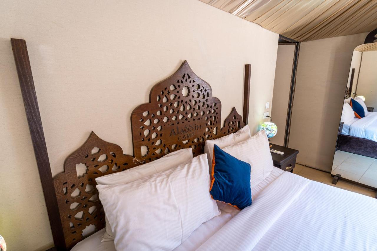 Aladdin Camp Hotel Wadi Rum Exterior photo