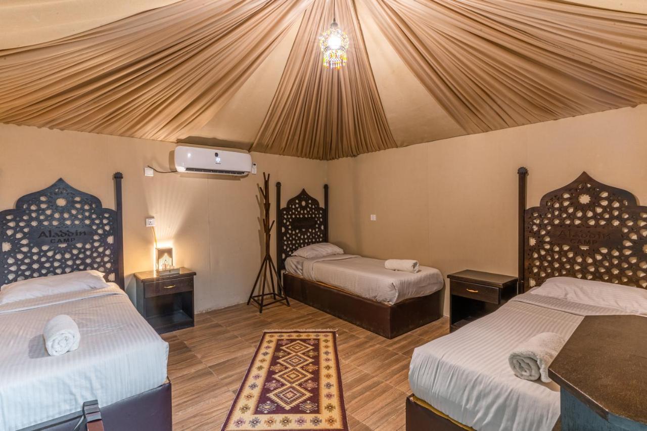 Aladdin Camp Hotel Wadi Rum Exterior photo