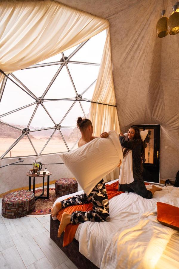Aladdin Camp Hotel Wadi Rum Exterior photo