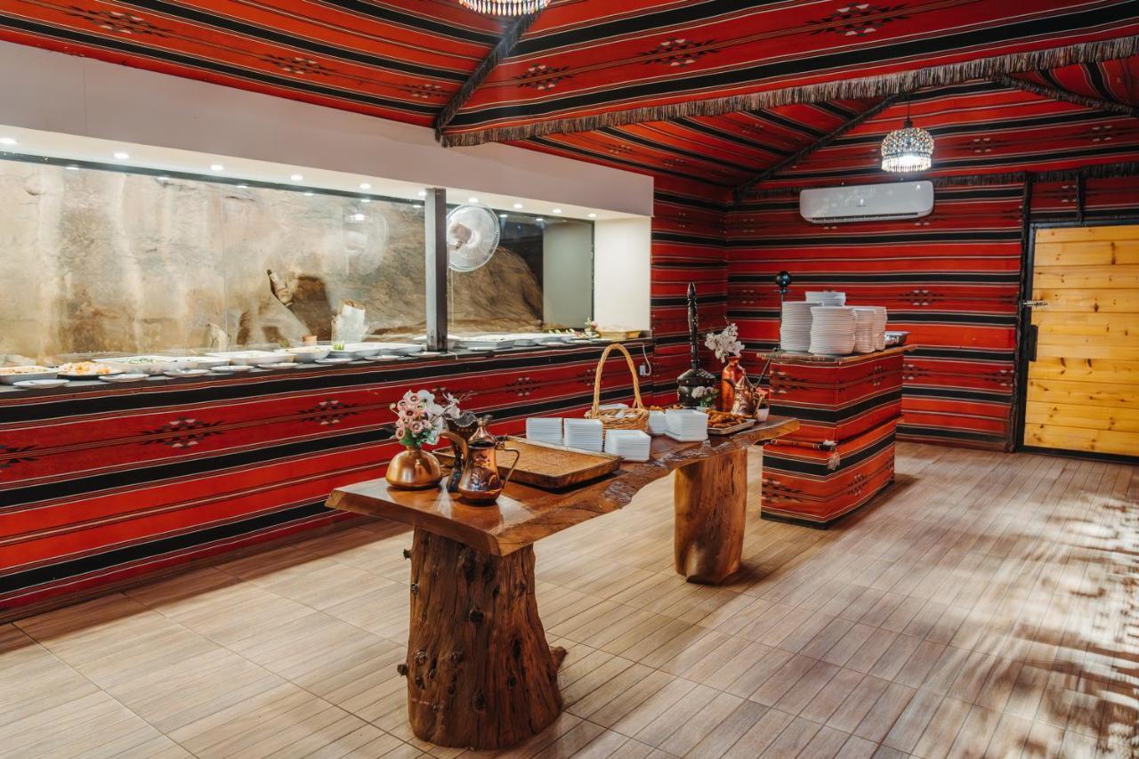 Aladdin Camp Hotel Wadi Rum Exterior photo