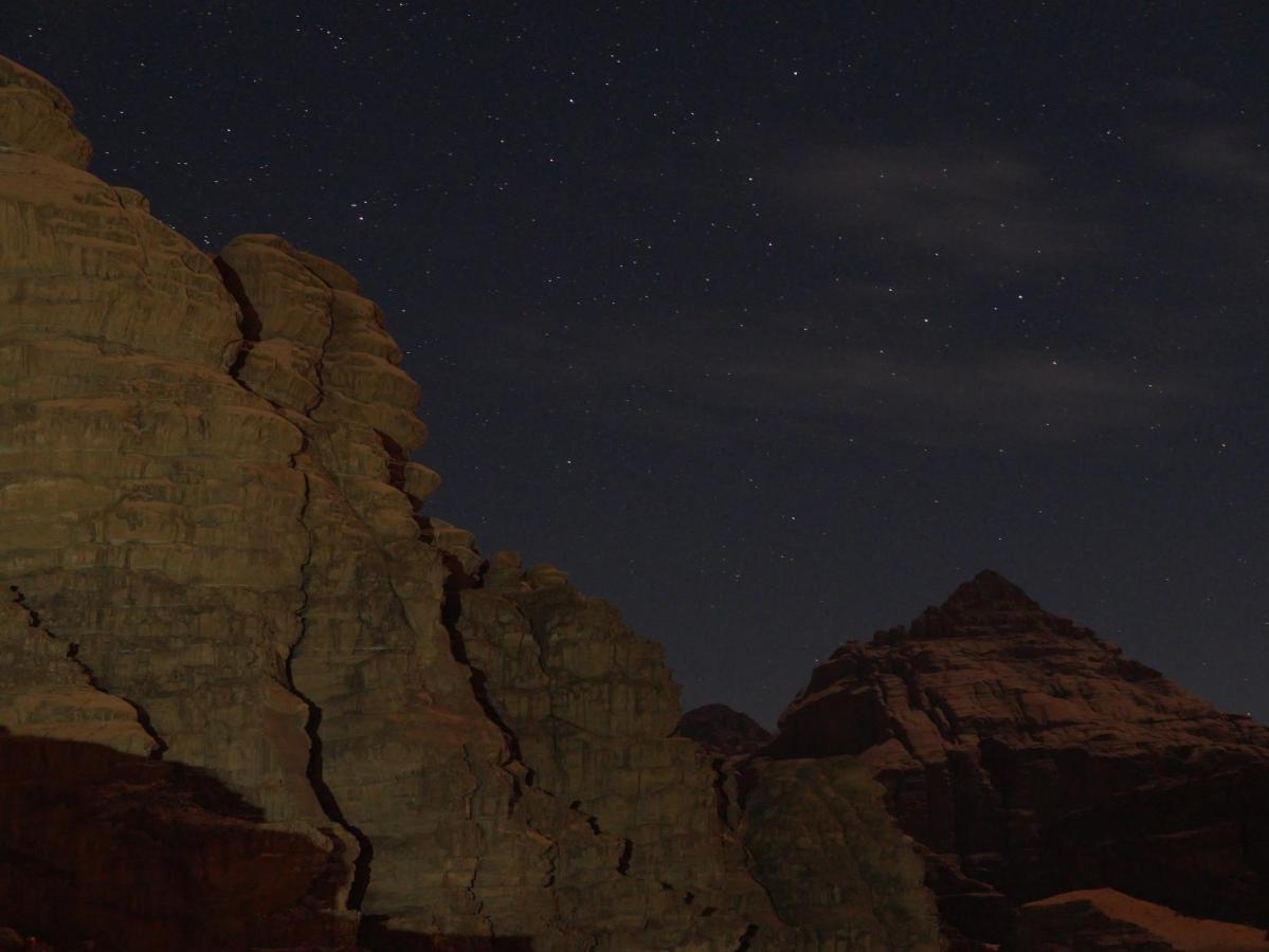Aladdin Camp Hotel Wadi Rum Exterior photo