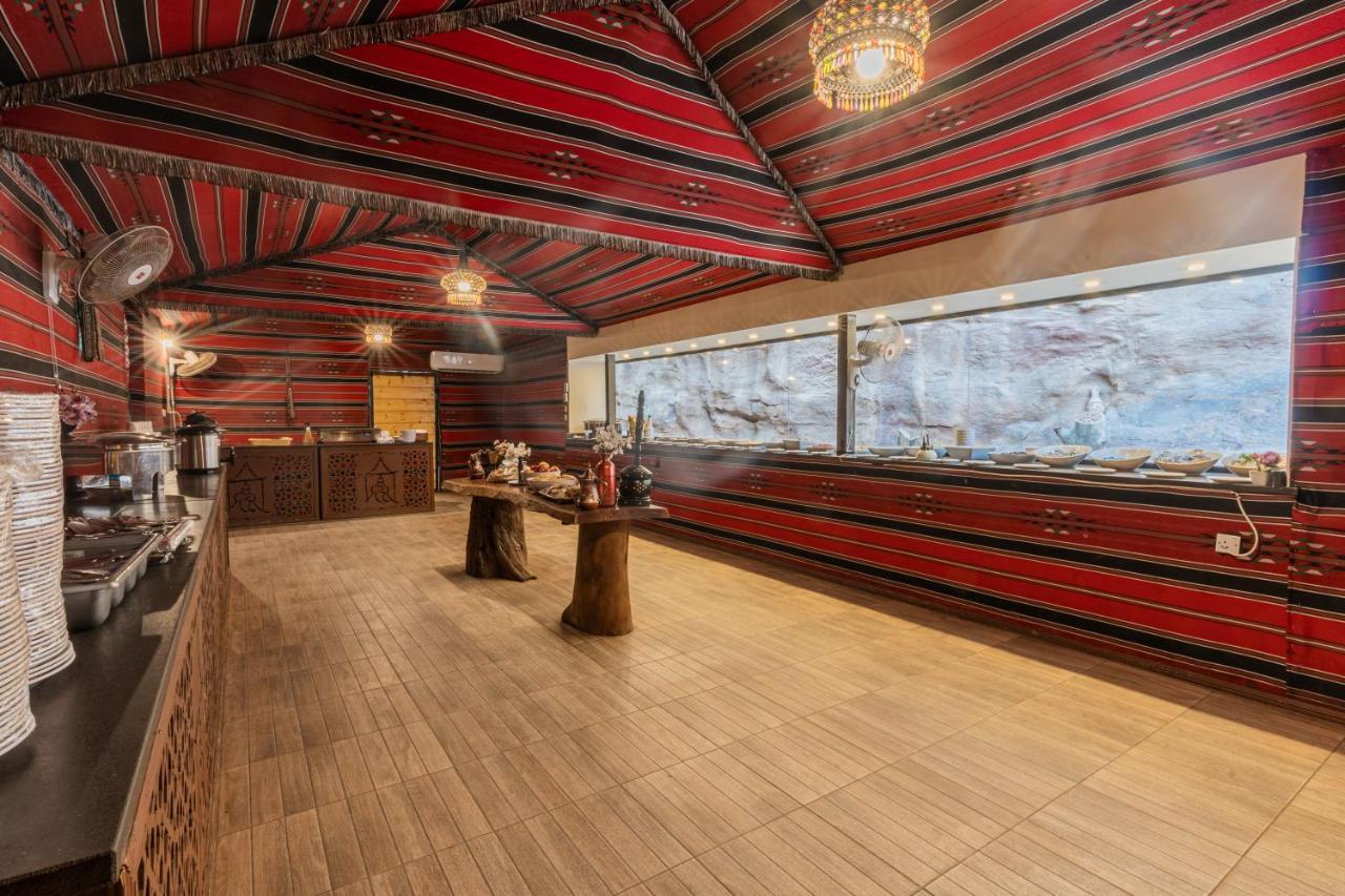 Aladdin Camp Hotel Wadi Rum Exterior photo